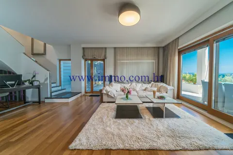Luxury Villa Direct seafront terrace overlooking the sea, 5 bedrooms in Trogir top for sale For Super Rich