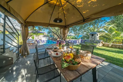 Luxury Villa Direct seafront terrace overlooking the sea, 5 bedrooms in Trogir photos for sale For Super Rich