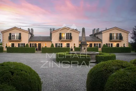 Country Ranch/Farm Land of Horses-Gestüt Peterhof wellness center, +10 bedrooms in Perl expensive for sale For Super Rich Country Ranch/Farm Land of Horses-Gestüt Peterhof wellness center, +10 bedrooms in Perl expensive for sale For Super Rich