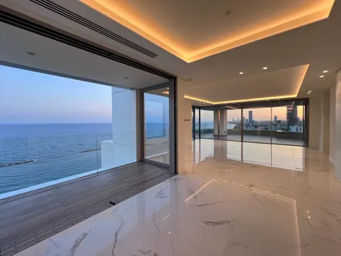 Luxury Penthouse Beach Front FIRST LINE of the sea, 4 bedrooms in Limassol 2 for sale For Super Rich