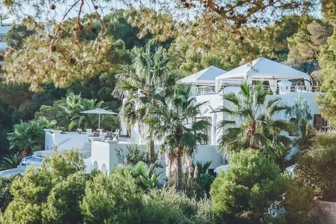 Modern Minimalist Villa Sea View most exclusive Bay on the island, 5 bedrooms in San José - Ibiza luxury for sale For Super Rich