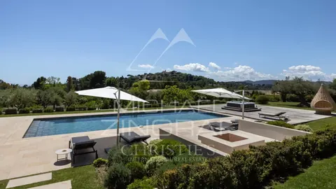 Luxury Villa Top-of-the-range amenitie 15x6m heated swimming pool, 7 bedrooms in Mougins - French Riviera MZIMO2885 for sale For Super Rich