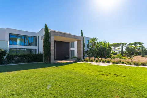 Luxury Villa Sea View, 8 bedrooms in Vilamoura Used for sale For Super Rich