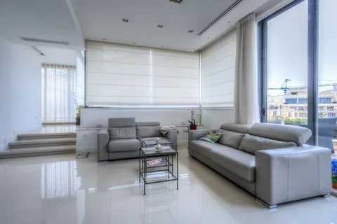 High-end Penthouse Panoramic View Top floor with private pool, 3 bedrooms in St Julians price for sale For Super Rich