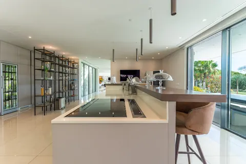Luxury Villa Sea View, 8 bedrooms in Vilamoura top for sale For Super Rich
