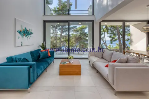 Elegant Villa Seafront gorgeous sea views, 3 bedrooms in Primosten search for sale For Super Rich