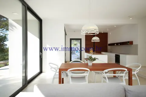Elegant Villa Seafront gorgeous sea views, 3 bedrooms in Primosten value for sale For Super Rich
