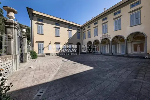 Century Villa 16th , 20 bedrooms in San Giuliano Terme search for sale For Super Rich
