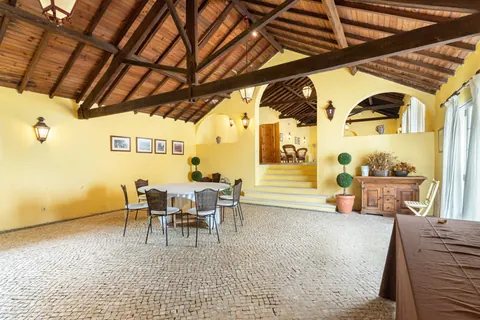 Medieval Ranch/Farm 16th century. Medieval Palace, 10 bedrooms in Belas ultra luxury for sale For Super Rich