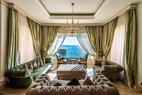 Luxury Villa Beach Front Sea View, 6 bedrooms in Albissola Marina exclusive for sale For Super Rich
