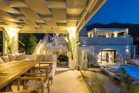 Luxury Villa Beach Front Sea View, 6 bedrooms in Bali Rethymno properties for sale For Super Rich