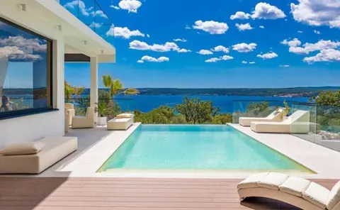 Luxury Villa Beach Front private pontoon for swimming, 5 bedrooms in Rabac property for sale For Super Rich