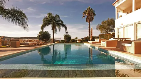 Luxury Villa Sea View Tennis court, 5 bedrooms in Loulé Classified ads for sale For Super Rich
