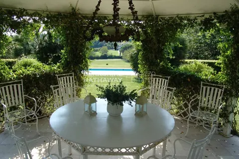 Venetian Villa Panoramic View on the hills, 10 bedrooms in Conegliano - Veneto property for sale For Super Rich