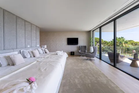 Luxury Villa Sea View, 8 bedrooms in Vilamoura expensive for sale For Super Rich