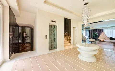 Luxury Villa Waterfront wonderful swimming pool, 4 bedrooms in UMAG prix for sale For Super Rich