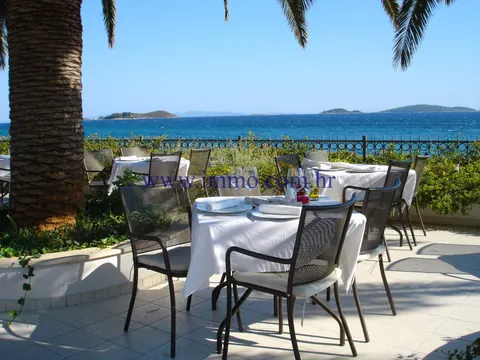 Luxury Hotel Sea View pebbly beach, many bedrooms in Peljesac - Peninsula 853328 for sale For Super Rich