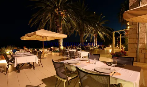 Luxury Hotel Sea View pebbly beach, many bedrooms in Peljesac - Peninsula buy for sale For Super Rich