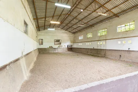 Medieval Ranch/Farm 16th century. Medieval Palace, 10 bedrooms in Belas ads for sale For Super Rich