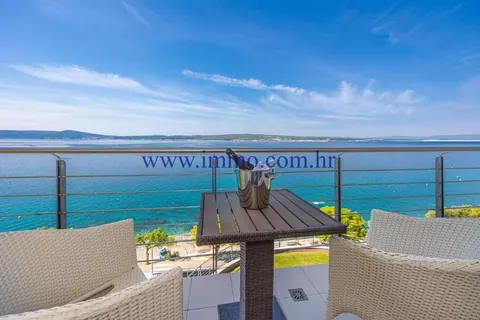 Premium Hotel Beach Front 4* wellness & spa center, heated pool, sauna,gym, 44 rooms + 6 Junior apartments bedrooms in Crikvenica ID 336800 for sale For Super Rich