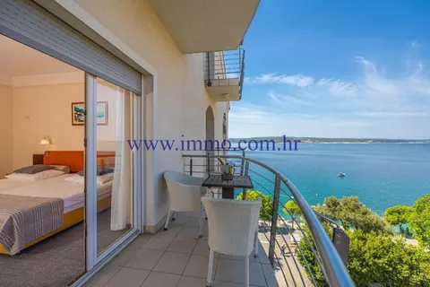 Premium Hotel Beach Front 4* wellness & spa center, heated pool, sauna,gym, 44 rooms + 6 Junior apartments bedrooms in Crikvenica buy for sale For Super Rich