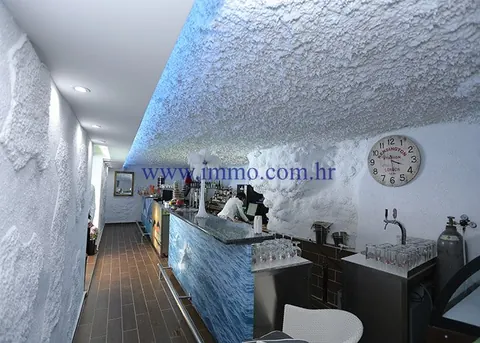 Premium Hotel Beach Front 4* wellness & spa center, heated pool, sauna,gym, 44 rooms + 6 Junior apartments bedrooms in Crikvenica ultra luxury for sale For Super Rich