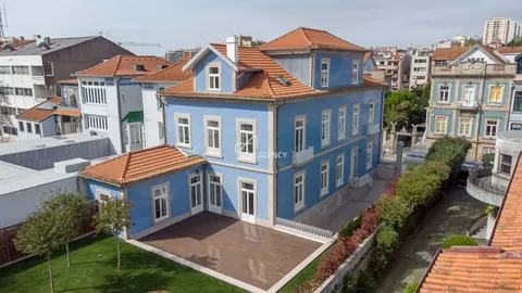 Majestic House Indoor Swimming Pool , 6 bedrooms in Cedofeita, Porto TAPT01-856_AK_MLS494229 for sale For Super Rich