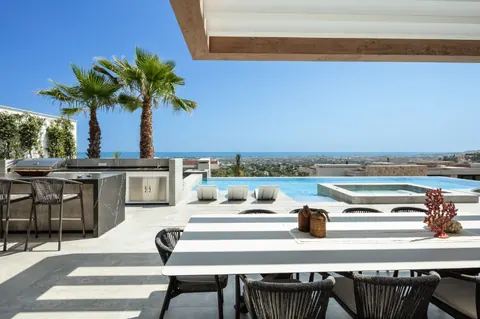 Modern Villa Indoor & outdoor pool sauna & Jacuzzi, 6 bedrooms in Benahavis La Quinta - Marbella 7623544 for sale For Super Rich