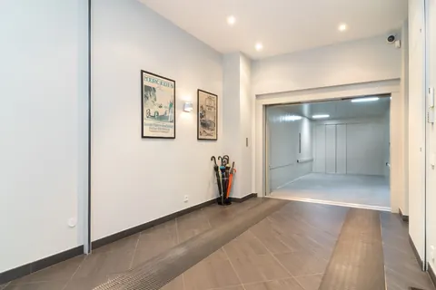 Elegant House City View two balconies, 5 bedrooms in Lisbon prix for sale For Super Rich