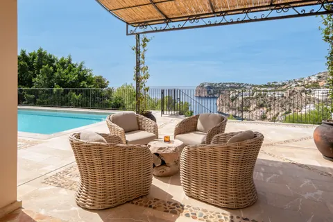 Finca style Villa Panoramic View, Mediterranean garden, 6 bedrooms in Mallorca exclusive for sale For Super Rich
