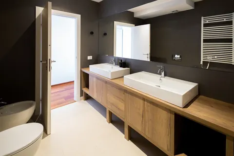 Modern Villa Beach Front direct access to the natural rocky beach, 4 bedrooms in Primosten luxury for sale For Super Rich