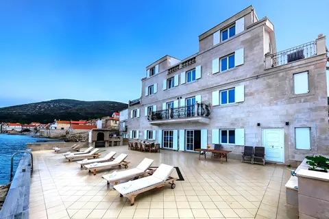 Premium Villa waterfront first row to the sea on the island of Vis, 9 bedrooms in Vis island available for sale For Super Rich