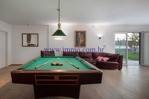 Luxury Villa Beautiful blue sea view basketball court, 7 bedrooms in Sibenik exclusive for sale For Super Rich