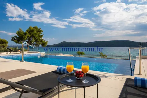 Luxury Villa Beautiful blue sea view basketball court, 7 bedrooms in Sibenik available for sale For Super Rich