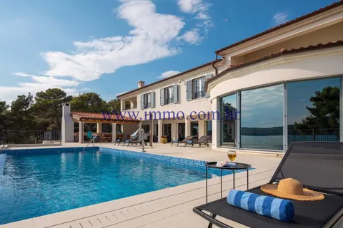 Luxury Villa Beautiful blue sea view basketball court, 7 bedrooms in Sibenik 941368 for sale For Super Rich