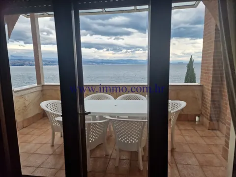 Elegant Villa Panoramic view of the sea Beach front, 4 bedrooms in Opatija real estate for sale For Super Rich