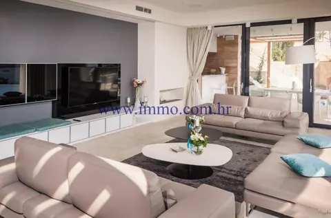 Modern Villa Sea View 200 meters away from sea, 4 bedrooms in Hvar - Split best for sale For Super Rich