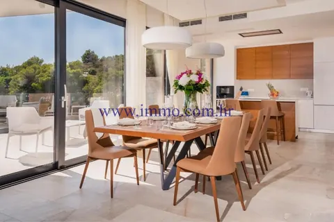 Modern Villa Sea View 200 meters away from sea, 4 bedrooms in Hvar - Split Classified ads for sale For Super Rich