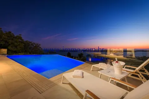Modern Villa Sea View 200 meters away from sea, 4 bedrooms in Hvar - Split properties for sale For Super Rich