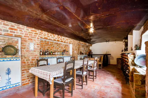 Century Ranch/Farm XV Century Property Chapel, 9 bedrooms in Azeitão - Setubal best for sale For Super Rich