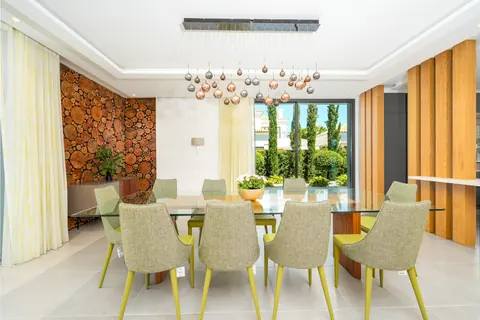 Modern Villa Sea View, 7 bedrooms in Quinta do Lago deal for sale For Super Rich