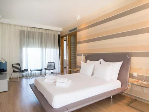 Modern Villa Beach Front Sea View, 6 bedrooms in Halkidiki value for sale For Super Rich Modern Villa Beach Front Sea View, 6 bedrooms in Halkidiki value for sale For Super Rich