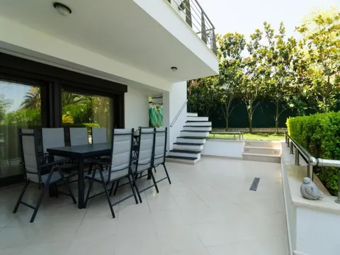 Modern Villa Beach Front Sea View, 6 bedrooms in Halkidiki ads for sale For Super Rich Modern Villa Beach Front Sea View, 6 bedrooms in Halkidiki ads for sale For Super Rich