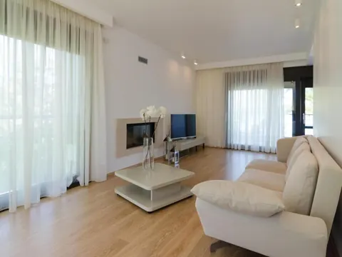 Modern Villa Beach Front Sea View, 6 bedrooms in Halkidiki search for sale For Super Rich Modern Villa Beach Front Sea View, 6 bedrooms in Halkidiki search for sale For Super Rich