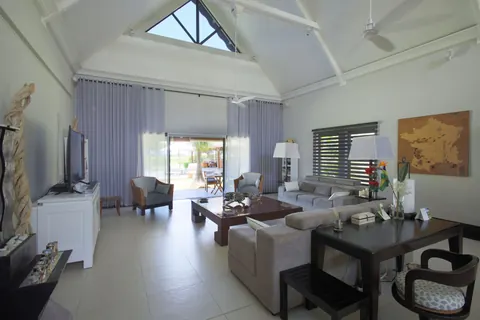 Luxury Villa Beach Front nestled in the heart of Club Med, 4 bedrooms in Albion Villa Jaspe for sale For Super Rich
