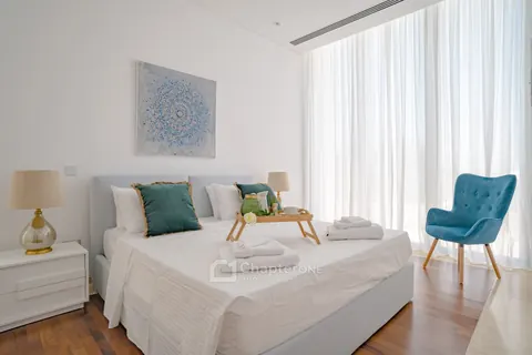 Luxury Villa Long swimming pool 180-degree views of the sea and St. George's island, 4 bedrooms in Pathos Peyia top for sale For Super Rich