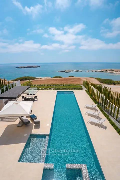 Luxury Villa Long swimming pool 180-degree views of the sea and St. George's island, 4 bedrooms in Pathos Peyia best for sale For Super Rich