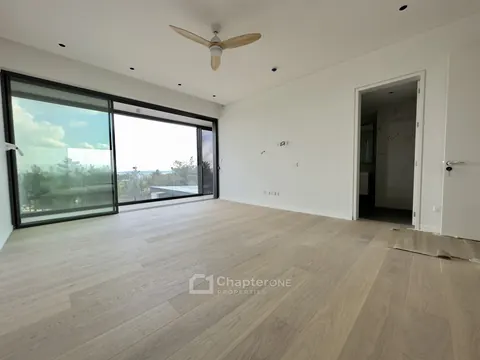 Contemporary Villa Panoramic View Pool, jacuzzi, and a waterfall, 6 bedrooms in Nicosia exclusive for sale For Super Rich