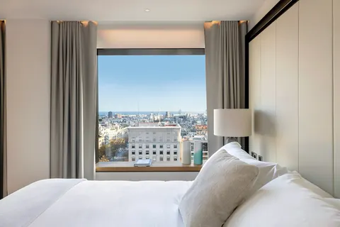 Luxury Apartment Panoramic View, 3 bedrooms in Barcelona best for sale For Super Rich
