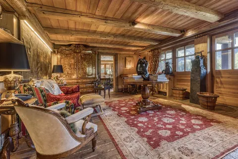 Luxury Chalet Panoramic View Mountain View, 6 bedrooms in Megève available for sale For Super Rich